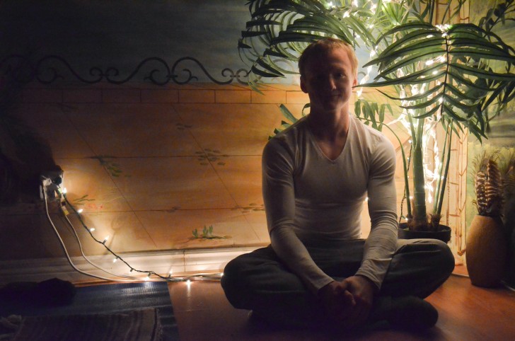 Janie Ginsberg This studio had all the workings of a typical yoga class, but there was one thing that separated it from the rest – vaporizers.